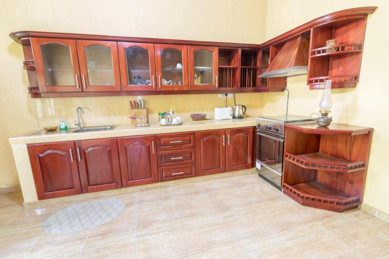 אונה ואטונה Green Villa Apartment מראה חיצוני תמונה